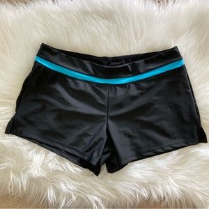 NWOT ZeroXposur Women's Shorts